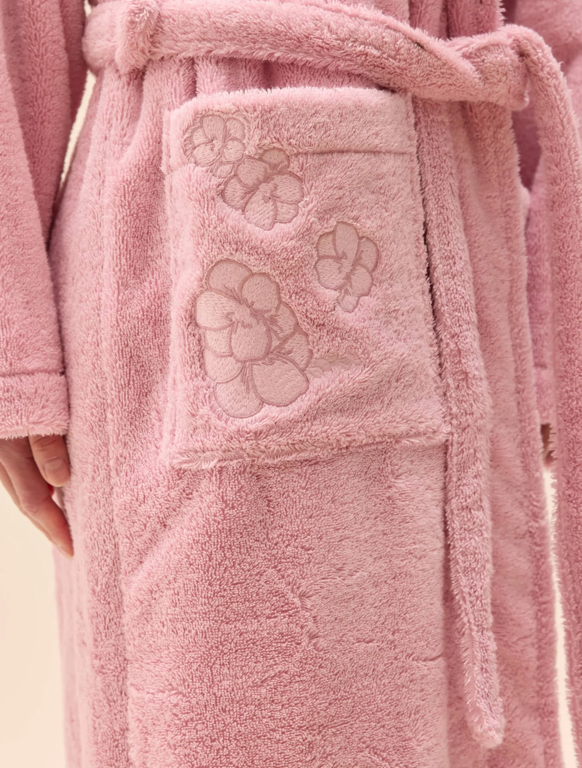 Djerf Avenue Bath Robe Pink Flower Online