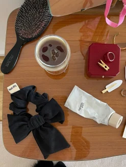 Djerf Avenue Bow Scrunchie Ash Online