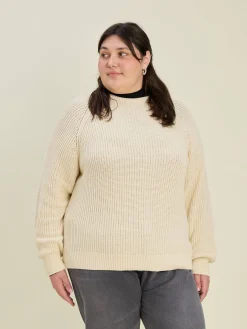 Djerf Avenue Chunky Raglan Roundneck Off White Outlet