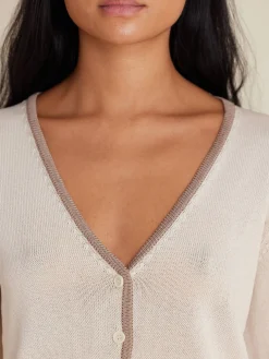 Djerf Avenue Contrast V-neck Cardigan Ivory Hot