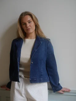 Djerf Avenue Day-to-day Denim Blazer Dark Blue