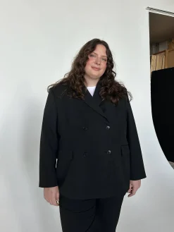 Djerf Avenue Essential Blazer Black