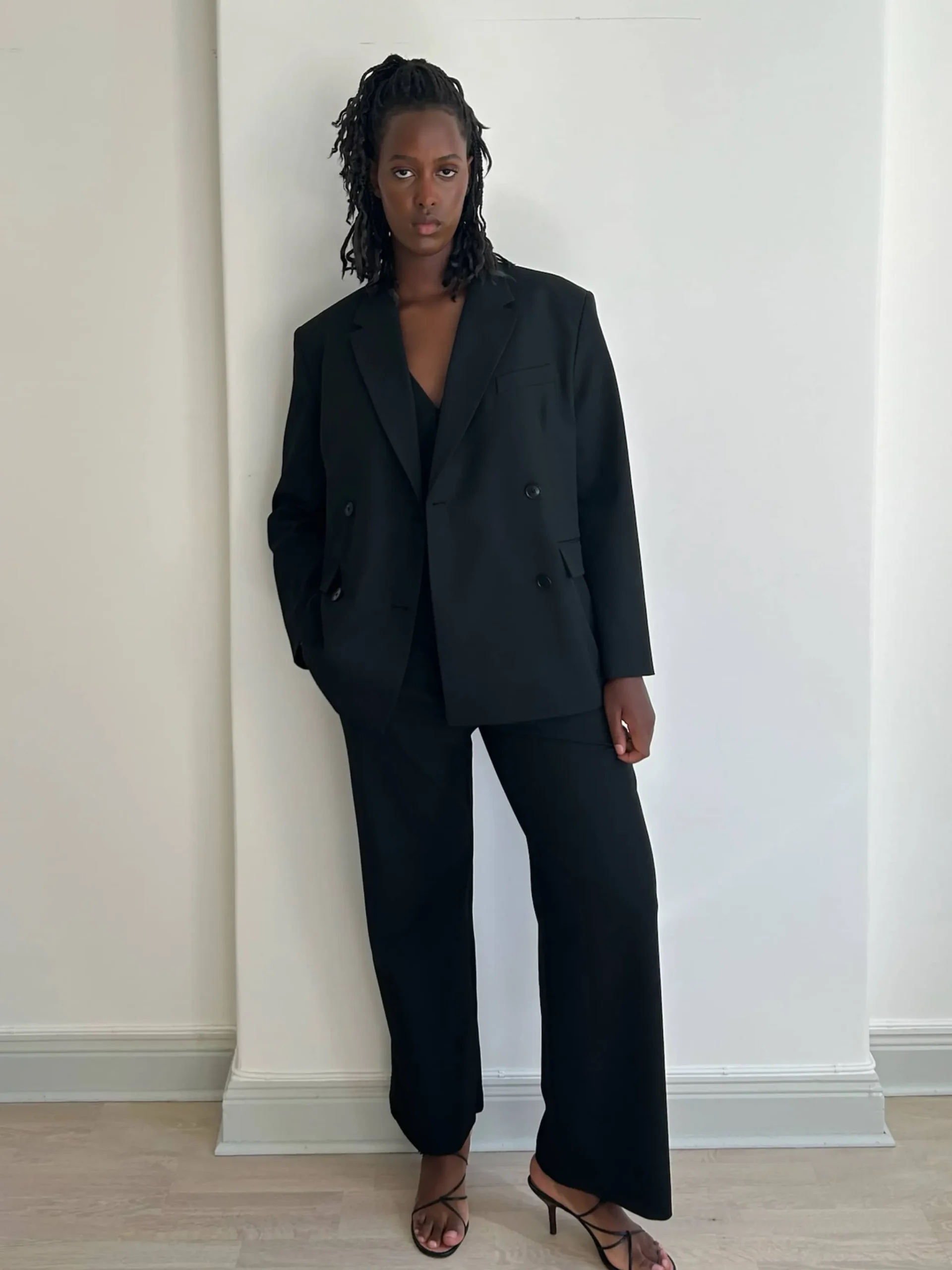 Djerf Avenue Essential Blazer Black