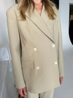 Djerf Avenue Essential Blazer Greige Sale