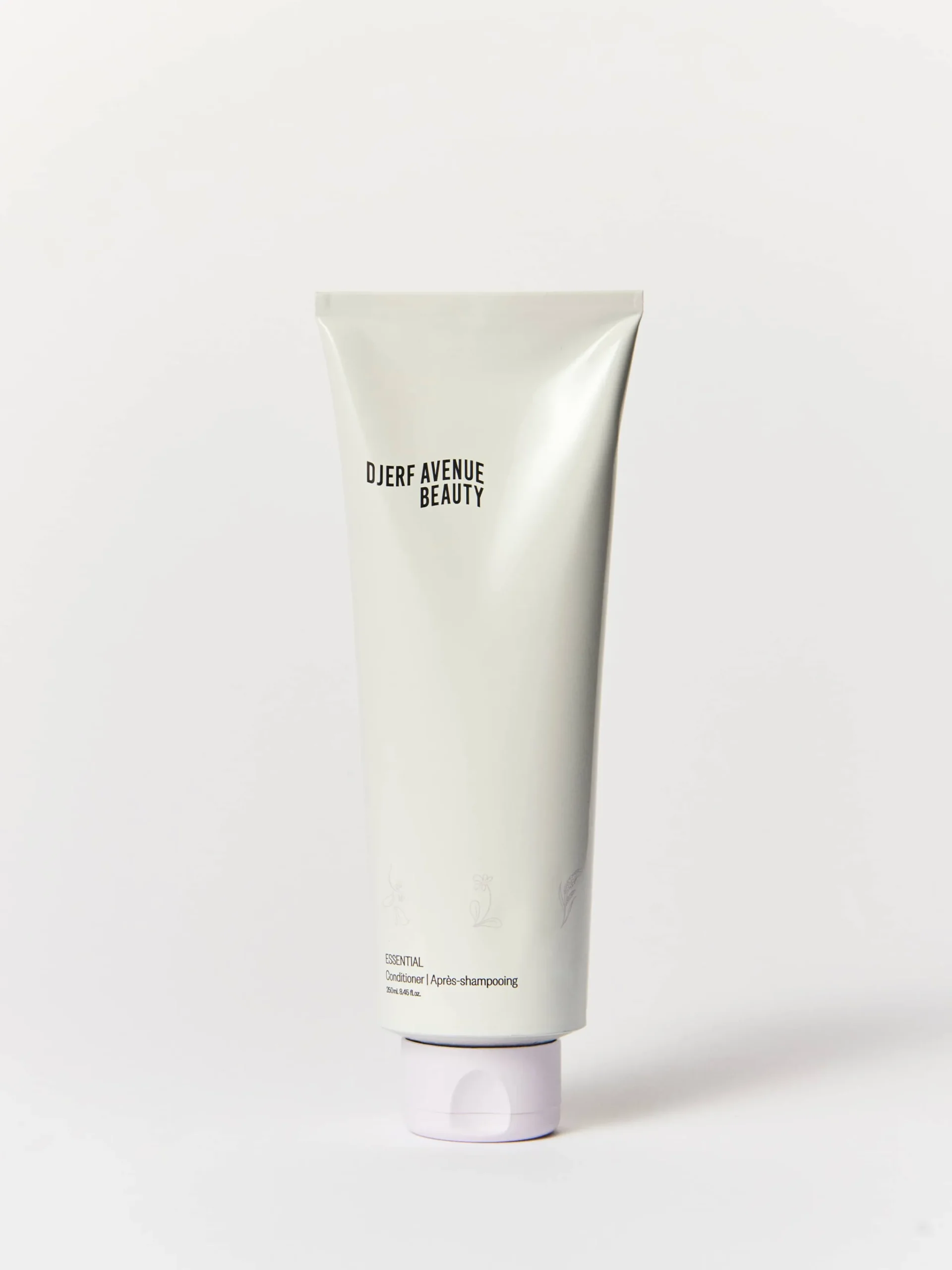 Djerf Avenue Essential Moisture Conditioner New