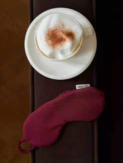 Djerf Avenue Go Slow Sleeping Mask Burgundy Online