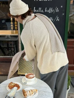 Djerf Avenue Knitted Beanie Creamy Oat Online