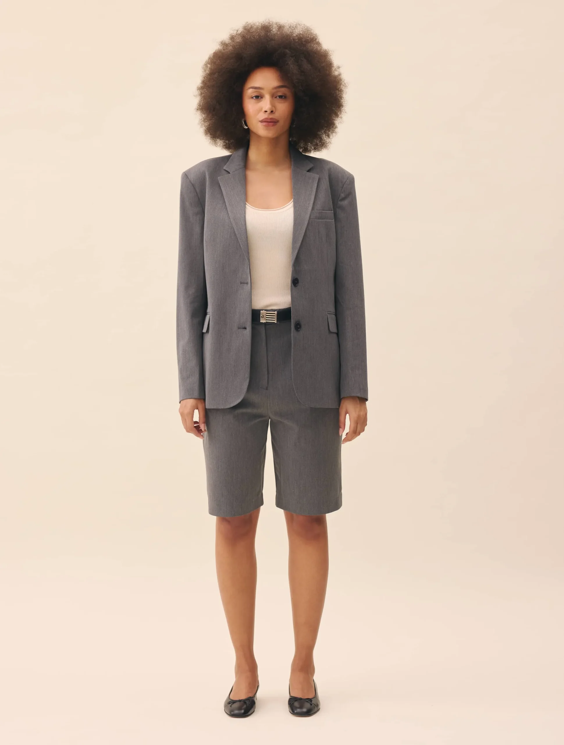 Djerf Avenue Remake Favorite Shorts Grey Clearance