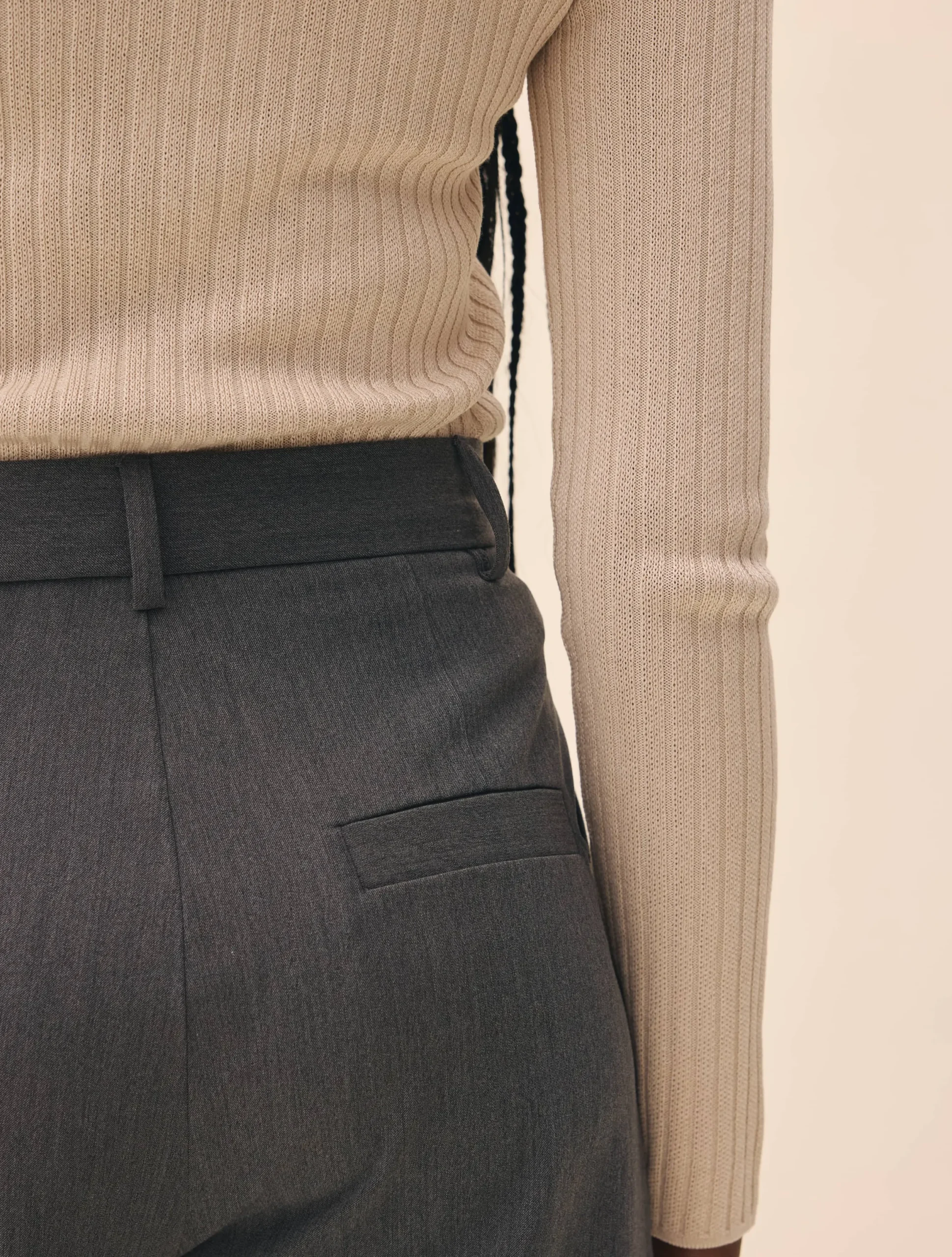 Djerf Avenue Remake Favorite Shorts Grey Clearance