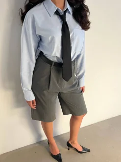 Djerf Avenue Remake Favorite Shorts Grey Clearance