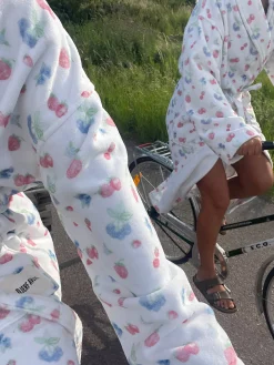 Djerf Avenue Robe Summer Berries Clearance