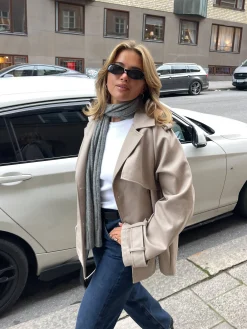 Djerf Avenue Short Trench Coat Sand Best