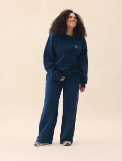Djerf Avenue Staple Sweatshirt Retro Blue Hot