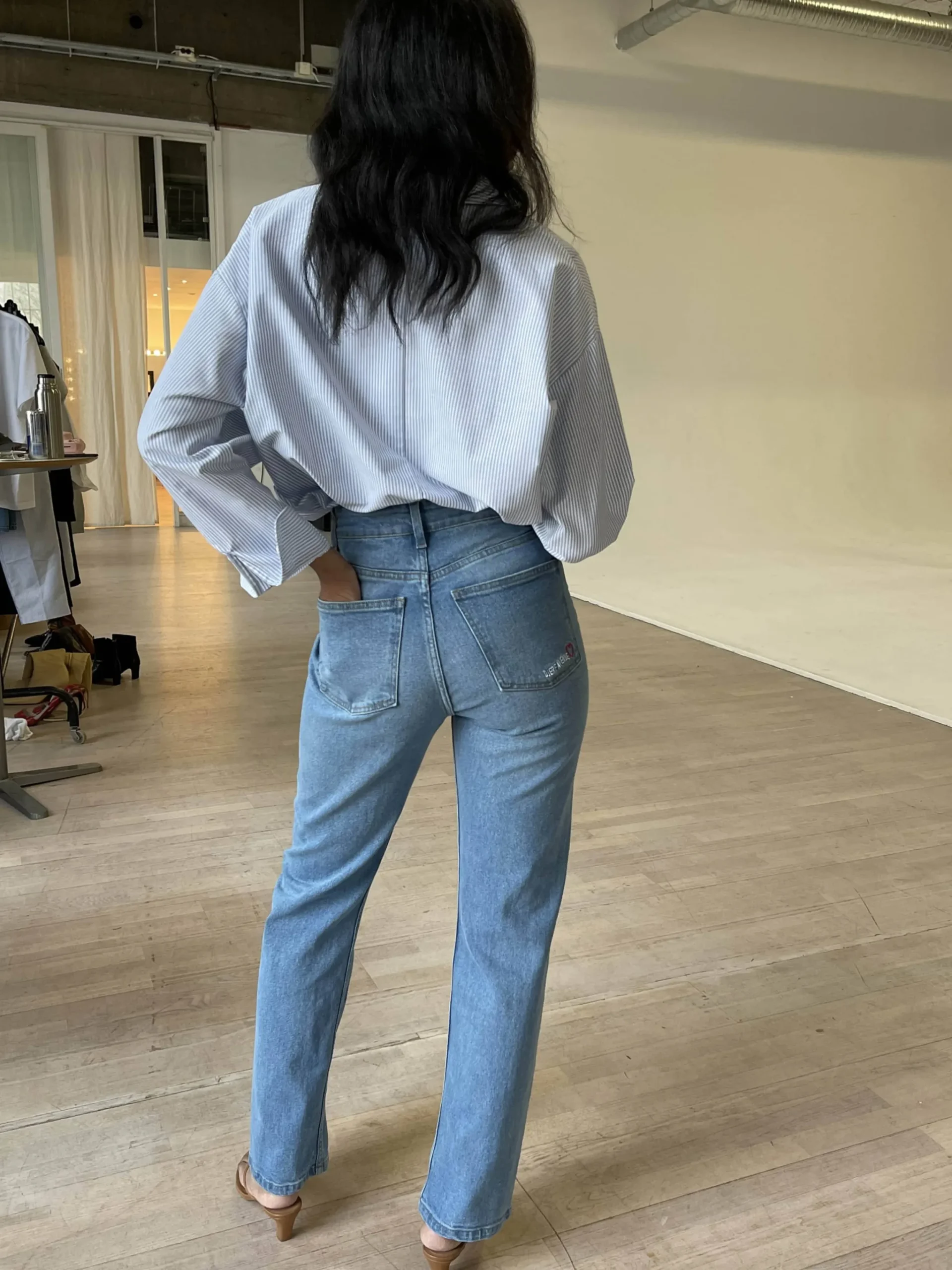Djerf Avenue Straight Jeans Mid Blue Outlet