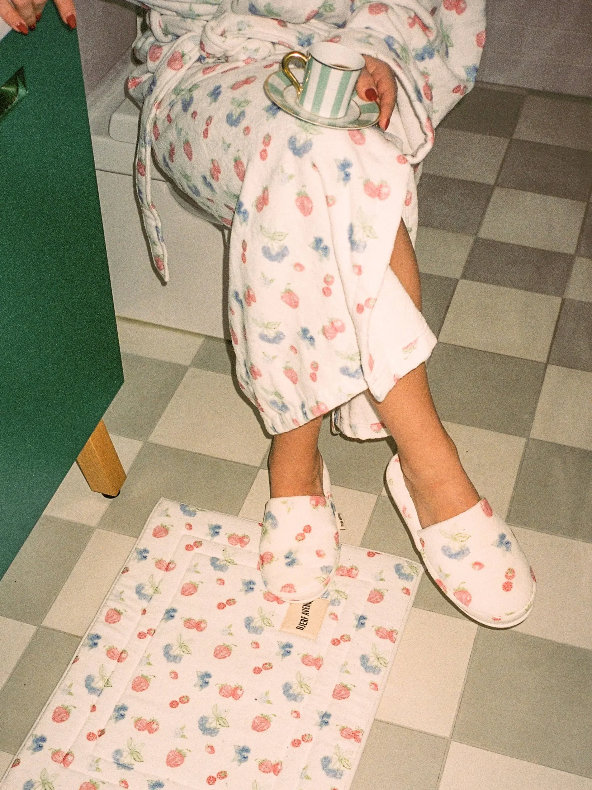 Djerf Avenue Terry Slippers Summer Berries Discount
